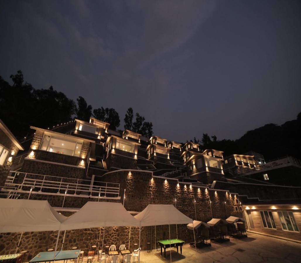 360 South, Khandala Lonavala Εξωτερικό φωτογραφία