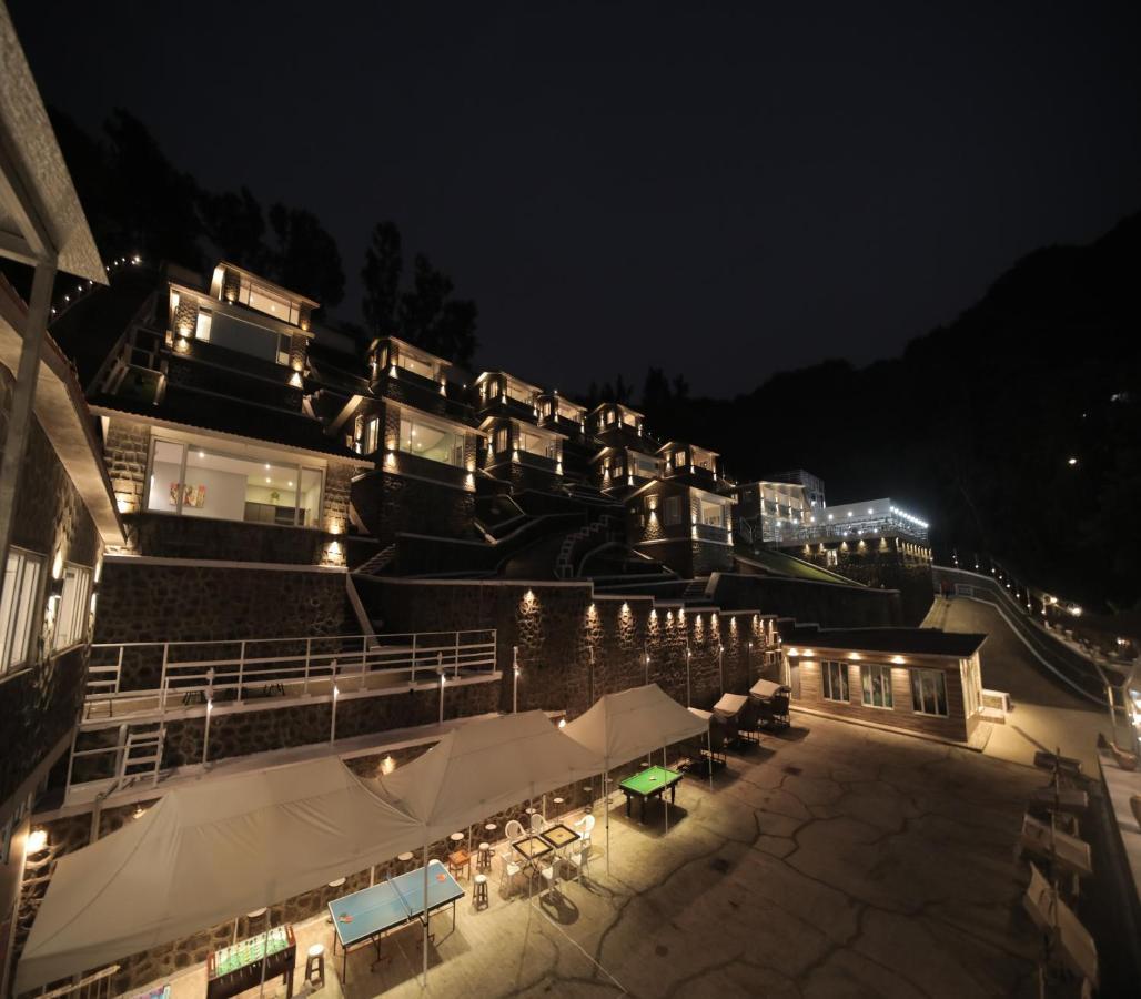 360 South, Khandala Lonavala Εξωτερικό φωτογραφία